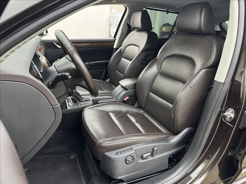 Škoda Superb 2,0 125kW L&K VÝHŘEV TAŽNÉ ČR - fotka 32 z 45