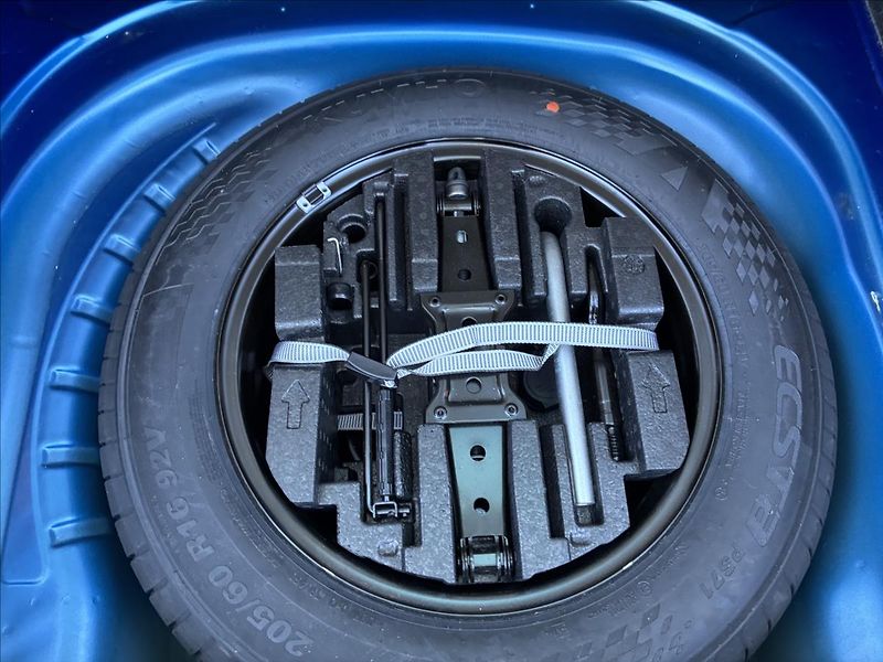 Škoda Octavia 2,0 TDI TAŽNÉ KEYLESS - fotka 16 z 31