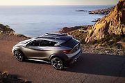 Studie Infiniti QX30.