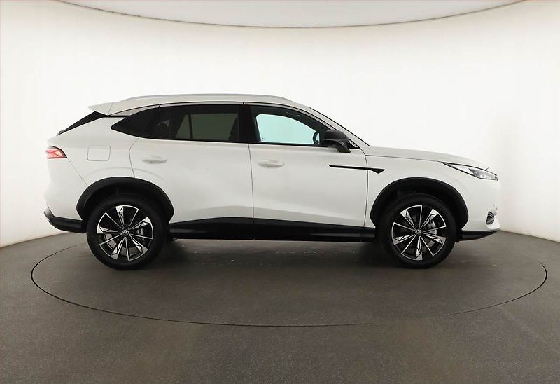 MG HS (2026) 1.5 TGI, EXCLUSIVE, Mrtvý úhel - fotka 6 z 22