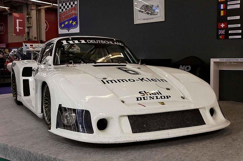 Speciálně postavené Porsche 935, zkonstruované hlavně pro vytrvalostní závod 24 hodin Le Mans v roce 1978, které dostalo přezdívku Moby Dick.