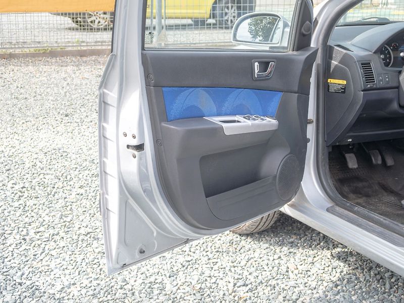 Hyundai Getz (2006) 1.4i 71KW – KLIMATIZACE - fotka 9 z 33