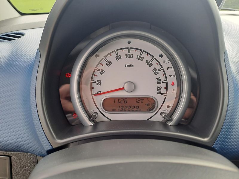 Opel Agila (2008) 1.3 CDTi PĚKNÝ STAV 2xKOLA - fotka 20 z 29