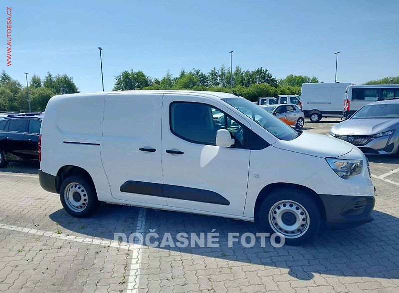 Opel Combo (2021) 1.5CDTi MAXi, AC - fotka 3 z 10