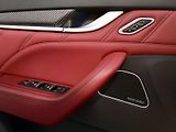 Maserati Levante (2022) 2.0 T Hybrid Q4 (4x4) 330k AT8 - náhled 10