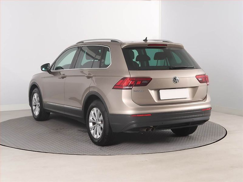Volkswagen Tiguan (2019) 1.5 TSI, ČR,1.maj, Serv.kniha - fotka 4 z 12
