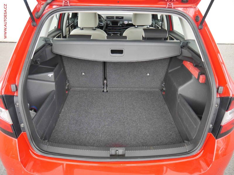 Škoda Fabia (2016) 1.2TSi, 1.maj,ČR, Style - fotka 7 z 15