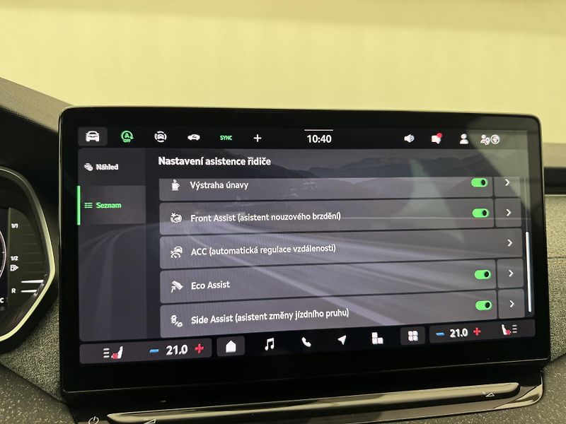 Škoda Octavia 1.5eTsi*110kw*CZ*1-MAJ*DPH* - fotka 32 z 41