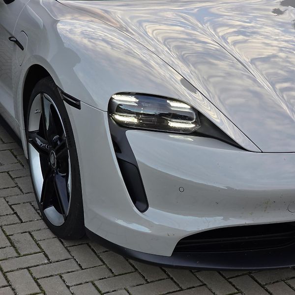 Porsche Taycan (2022) - fotka 5 z 26