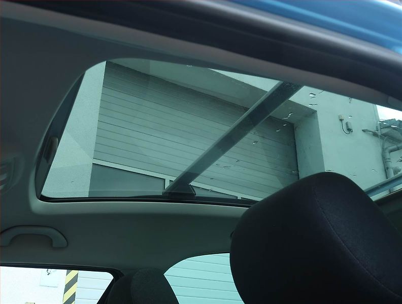 Škoda Roomster (2007) Comfort 1.4 16V, Serv.kniha - fotka 16 z 16
