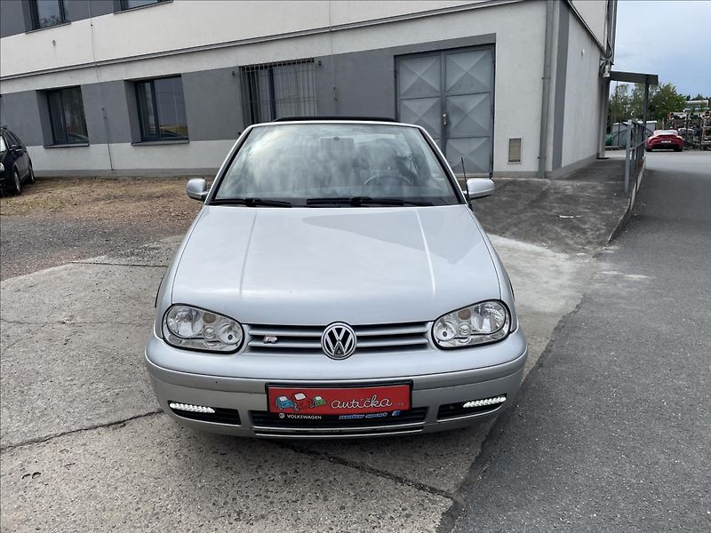 Volkswagen Golf 2,0i 85kW*Pěkný stav* - fotka 9 z 44