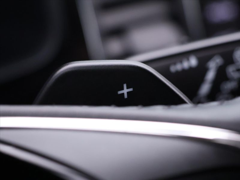 Škoda Kodiaq 2,0 TDI DSG 4x4 L&K DPH CZ 1Ma - fotka 22 z 39