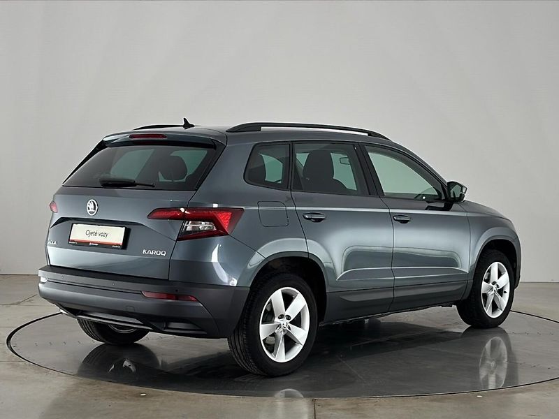 Škoda Karoq Ambition DSG - fotka 2 z 27