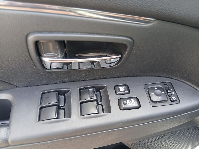Mitsubishi ASX 2.3 Di-D AWD ČR 2.MAJ - fotka 9 z 33