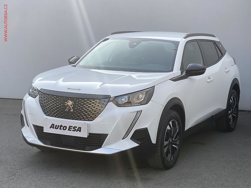 Peugeot 2008 (2022) 1.5 HDi, Allure, AT - fotka 3 z 18