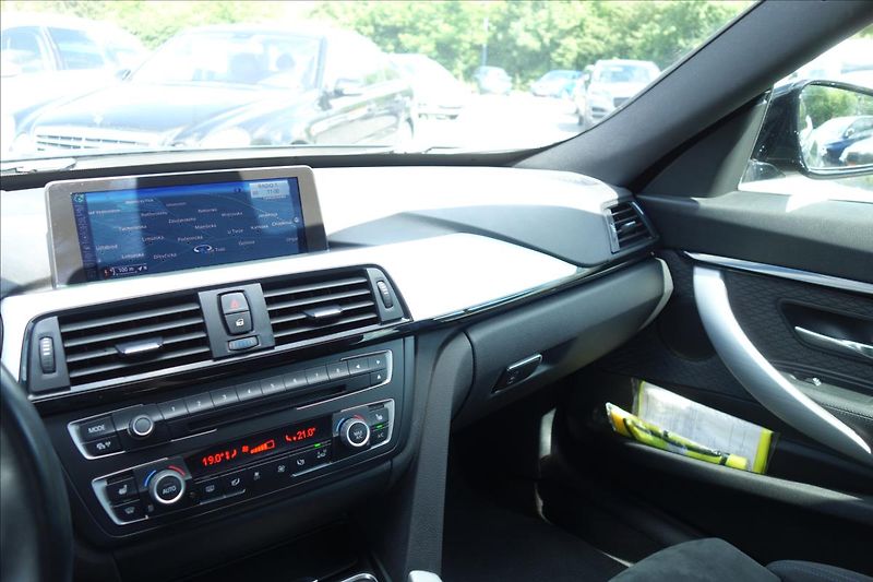 BMW Řada 3 320d GT,XDRIVE,ČR,SERV.KN. - fotka 41 z 41