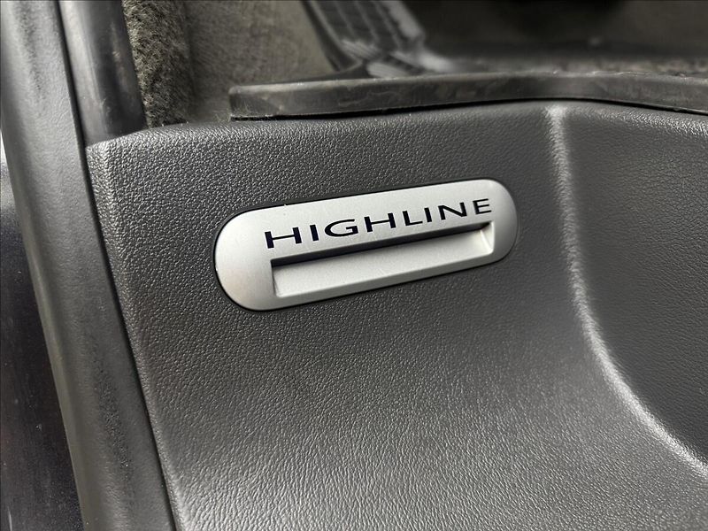 Volkswagen Multivan 2,5 4X4 DPH NZTOP EL.DVEŘE TZ - fotka 26 z 37