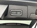 Volvo XC60 2.0 B5 4x4 PLUS DARK - náhled 29