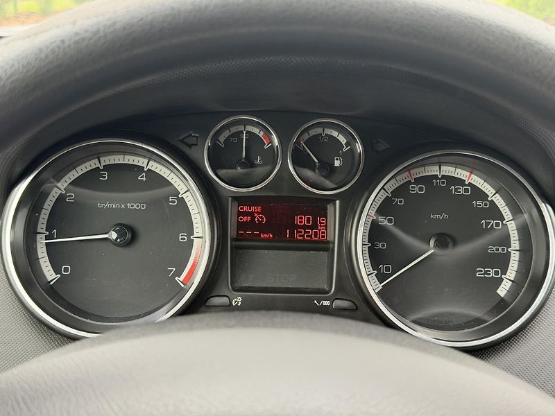 Peugeot 308 (2013) 1.4 VTi 72 kW  - fotka 15 z 15