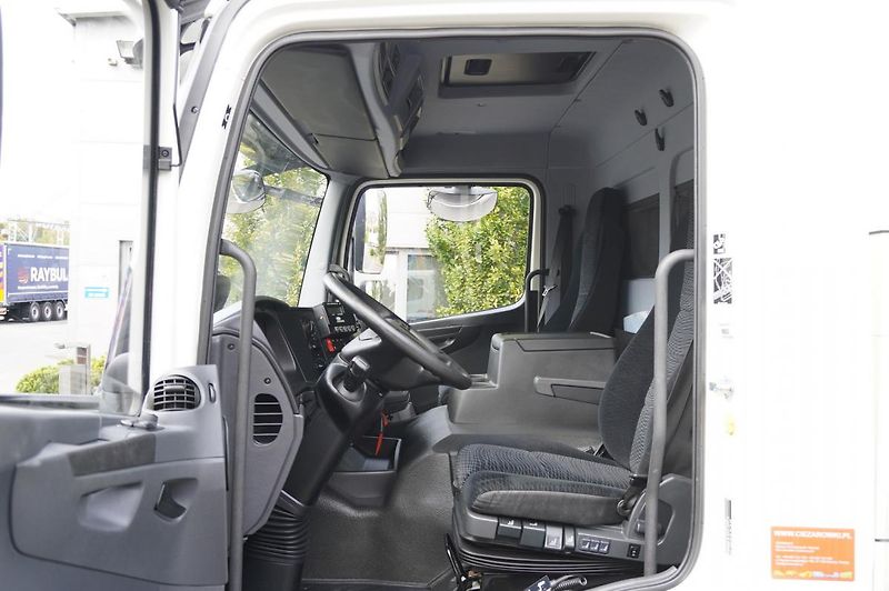 Mercedes-Benz (2018) Atego 1530 E6 Lamberet refrige - fotka 10 z 30