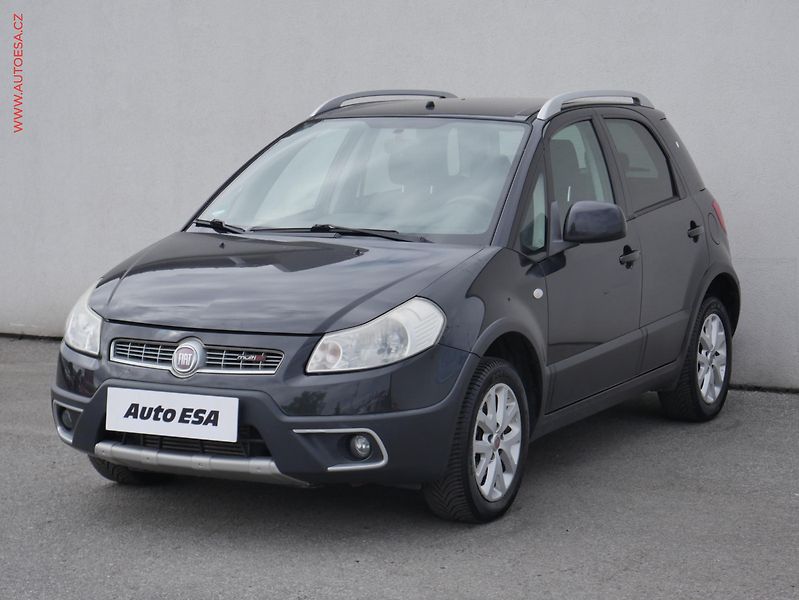 Fiat Sedici (2011) 2.0JTD 4x4, výhřev sed - fotka 3 z 17