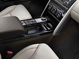 Land Rover Discovery.