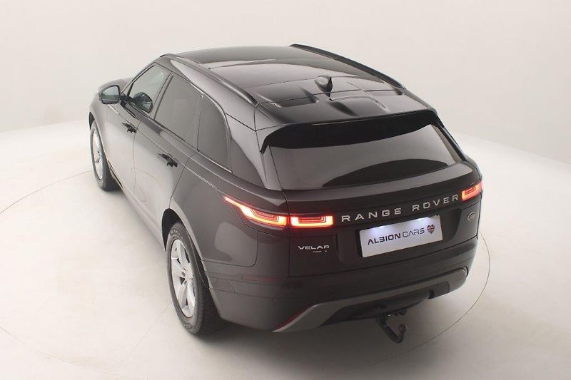 Land Rover Range Rover Velar (2018) - fotka 2 z 40