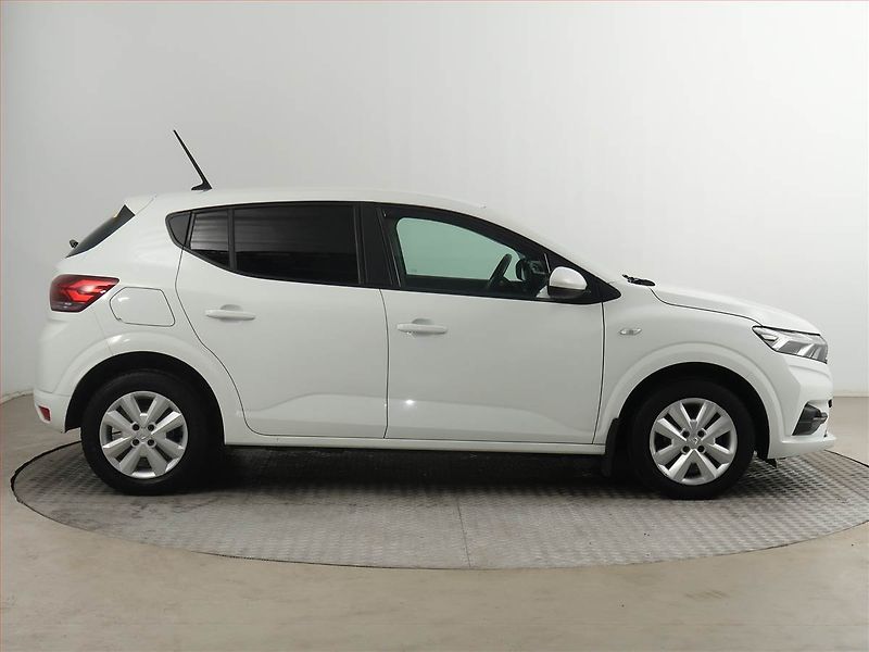 Dacia Sandero (2022) 1.0 TCe, LPG, Serv.kniha - fotka 6 z 17