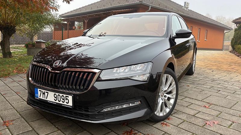 Škoda Superb (2022) Škoda Superb Liftback 2.0 TDI  - fotografie inzerátu
