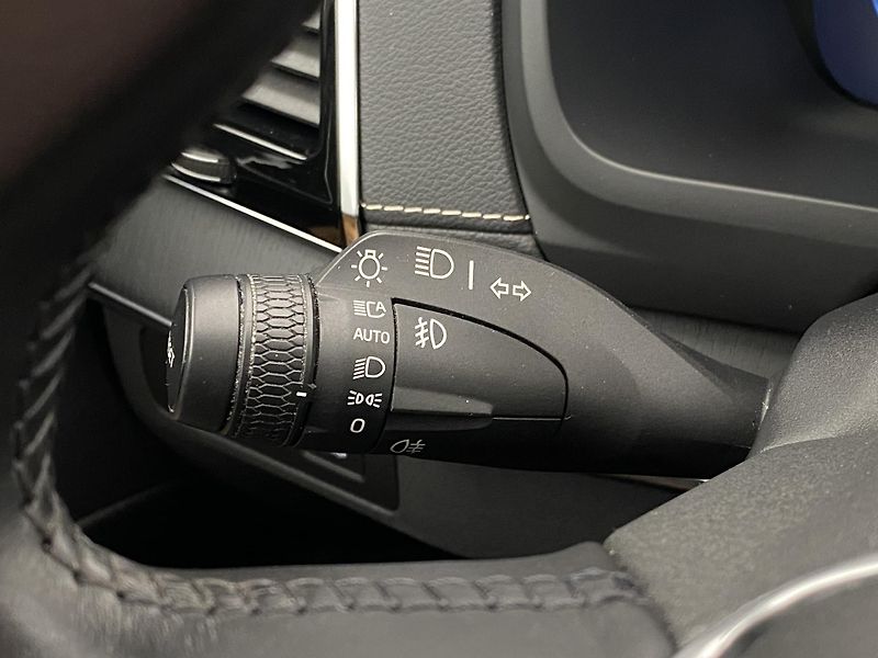 Volvo XC90 B5 AWD INSCRIPTION AUT CZ - fotka 21 z 52