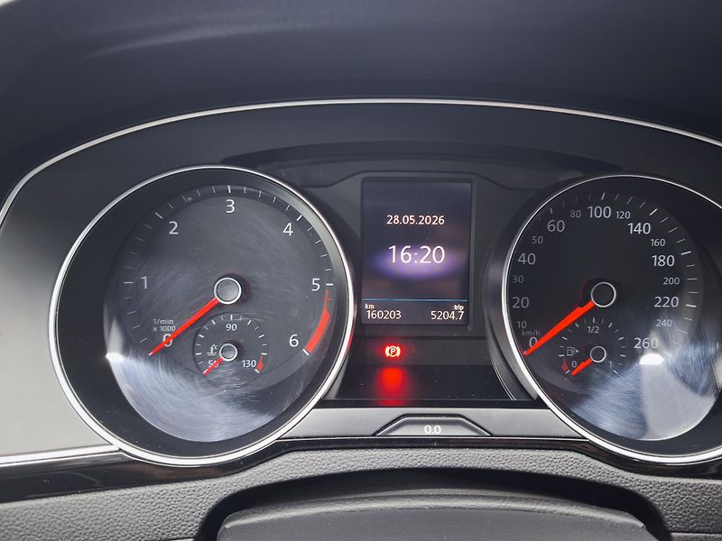 Volkswagen Passat Variant (2022) 2.0TDI 1. Majitel, DSG - fotka 35 z 35