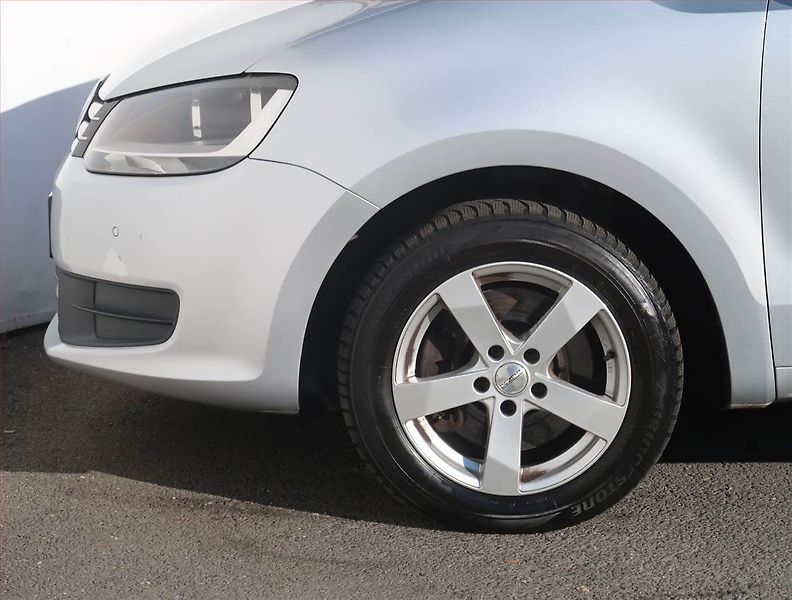 Volkswagen Sharan (2012) 2.0 TDI, 7 míst, Serv.kniha - fotka 14 z 18