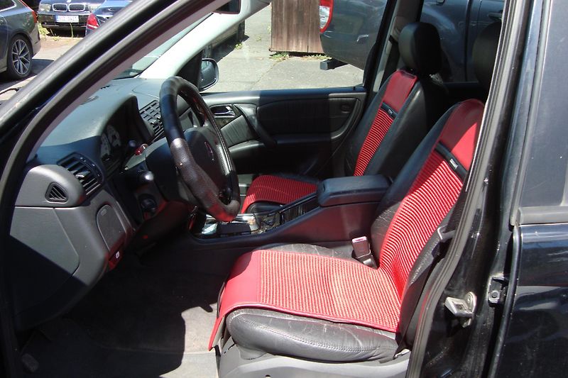 Mercedes-Benz Třídy M (2002) ML 55 AMG, ČR - fotka 25 z 51