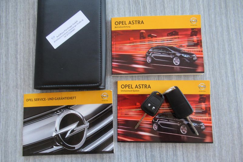 Opel Astra 1.4i AUT. KLIMA NAVIGACE - fotka 20 z 25