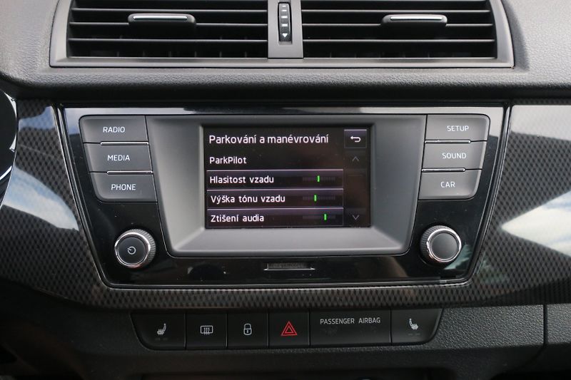 Škoda Fabia (2016) 1.2TSi Monte Carlo ČR - fotka 30 z 50