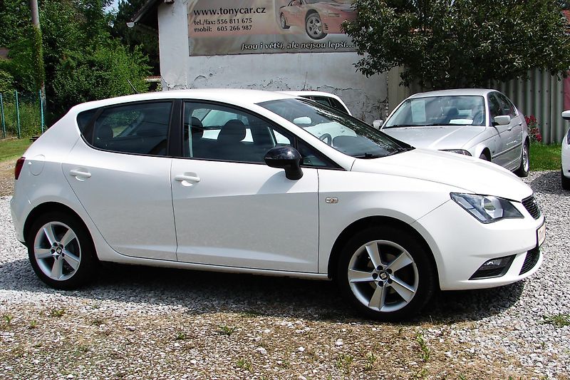 Seat Ibiza IV 1.4 TDi 75PS EcoMotive - fotka 5 z 32