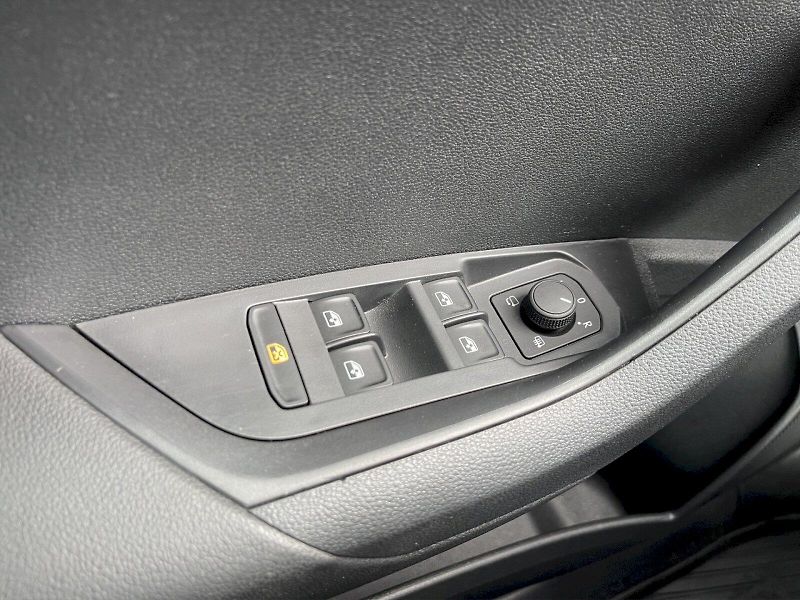 Škoda Karoq (2024) 1.5 TSI 110kW DSG Fresh - fotka 21 z 32
