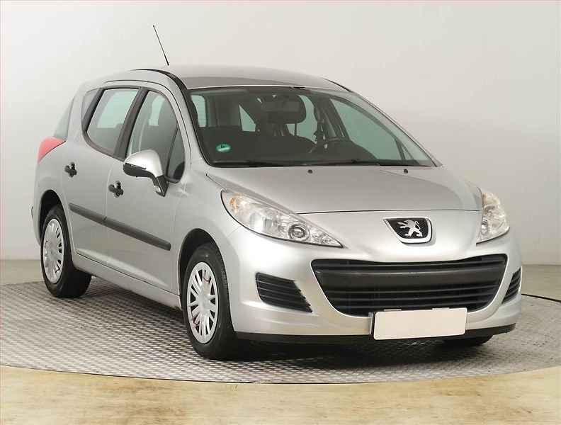 Peugeot 207 (2011) 1.4, po STK, plně pojízdný - fotka 1 z 15