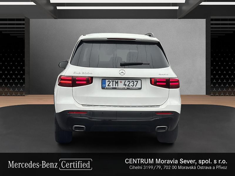 Mercedes-Benz GLB 200d 4M - fotka 4 z 18