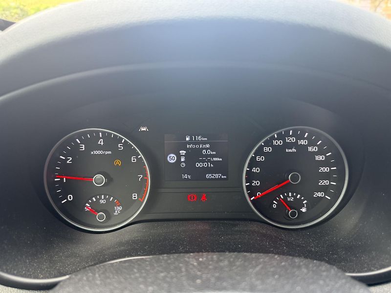 Kia Sportage 1.6 GDi TOP 4x2 - fotka 5 z 9