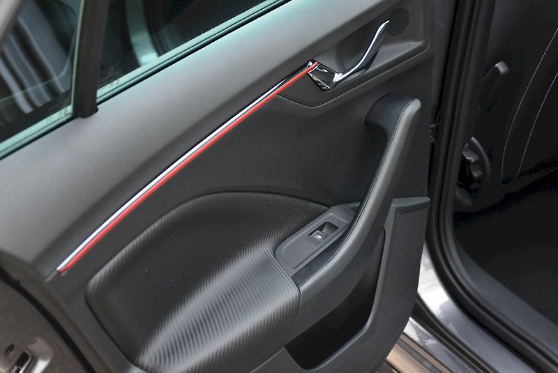 Škoda Kamiq (2026) Monte Carlo 1,0 TSI 85 kW 7-st - fotka 33 z 36
