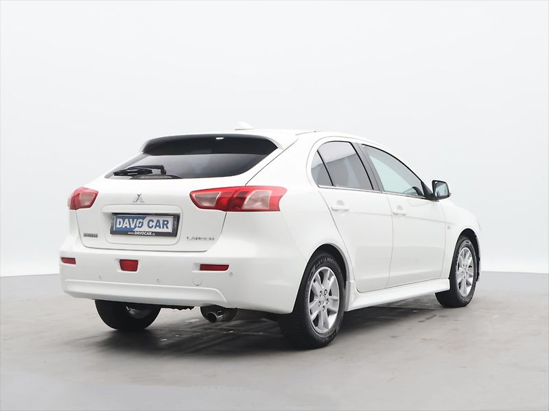Mitsubishi Lancer 1,8 MIVEC 103kW SPORTBACK CZ - fotka 7 z 32