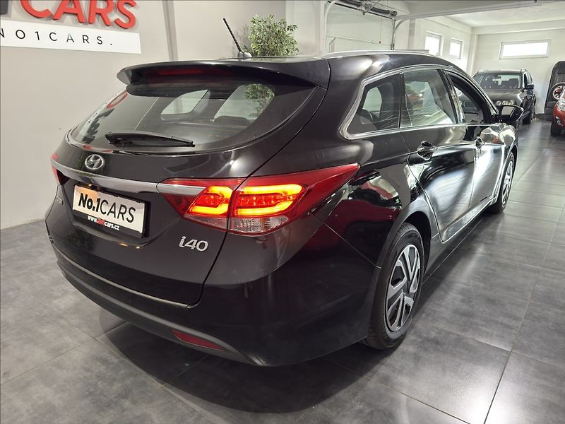 Hyundai i40 1,6   GDi KLIMA NAVI SERVIS ST - fotka 5 z 19