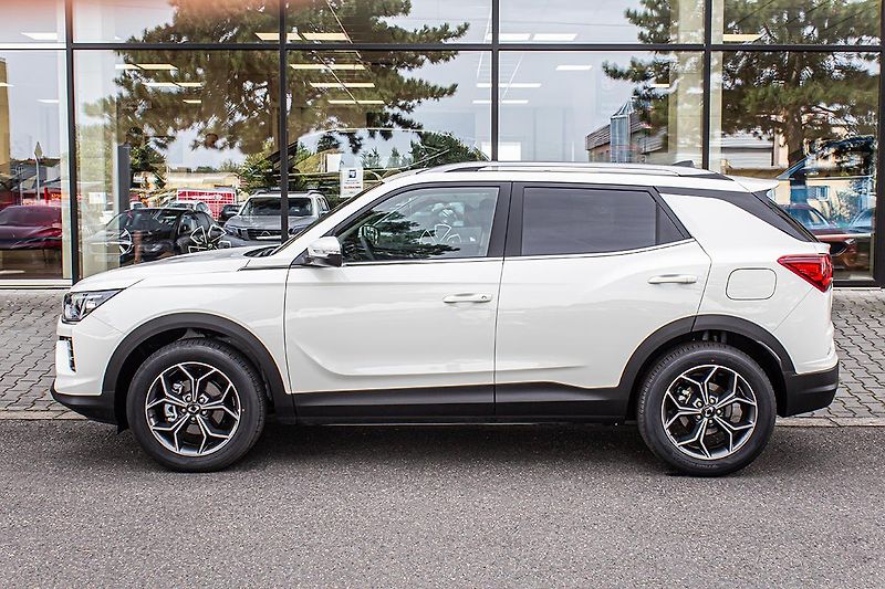 KGM Korando (2026) 1,5 GDI AT 2WD STYLE+ - fotka 8 z 21