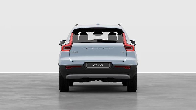 Volvo XC40 (2026) B3 AUT ESSENTIAL - fotka 7 z 17