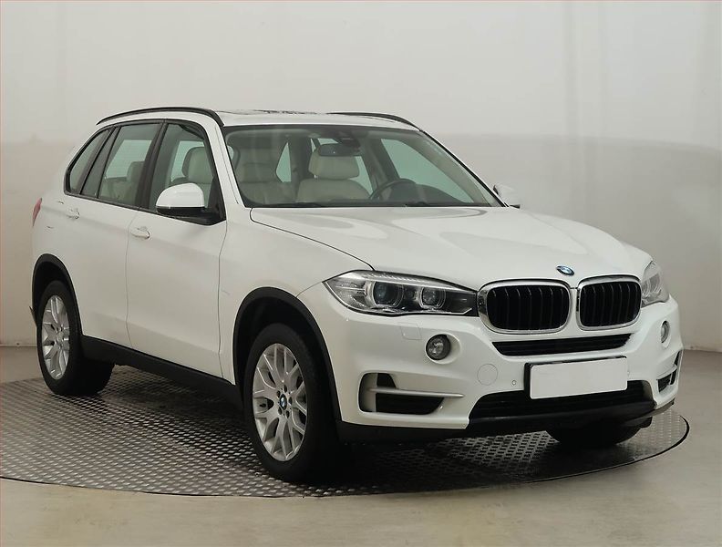 BMW X5 (2014) xDrive30d, 4X4, Automat - fotografie inzerátu