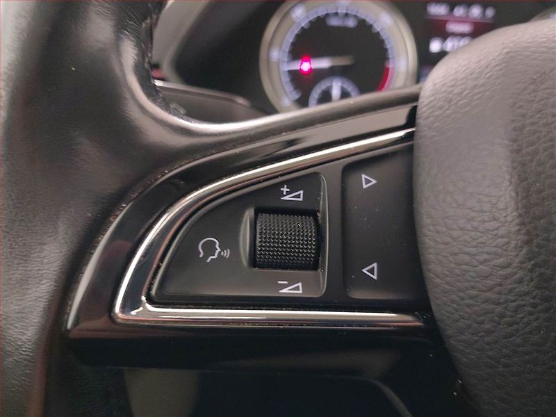 Škoda Superb (2018) Laurin&Klement 2.0 TDI, 4X4 - fotka 31 z 32
