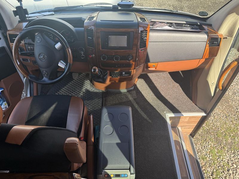 Mercedes-Benz (2016) Sprinter 519 CDI XXL- Panorama - fotka 3 z 13