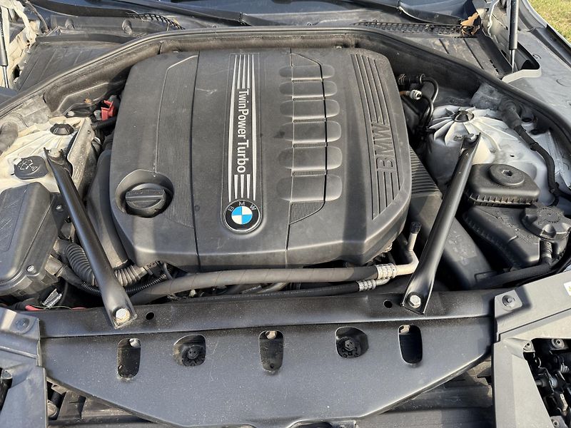 BMW Řada 7 (2011) 740 Xd Výměna možná! - fotka 47 z 50