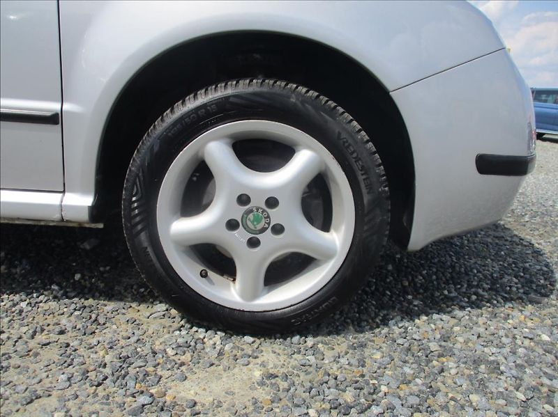 Škoda Fabia 1,4 16V, klima,ZAMLUVENO, - fotka 23 z 30
